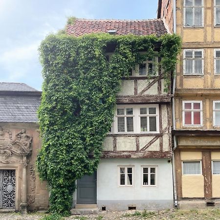 Das Fachwerkhaeuschen Am Kornmarkt - Herzlich & Charmant Quedlinburg Esterno foto